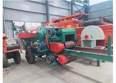Dieselmotor houten chipper